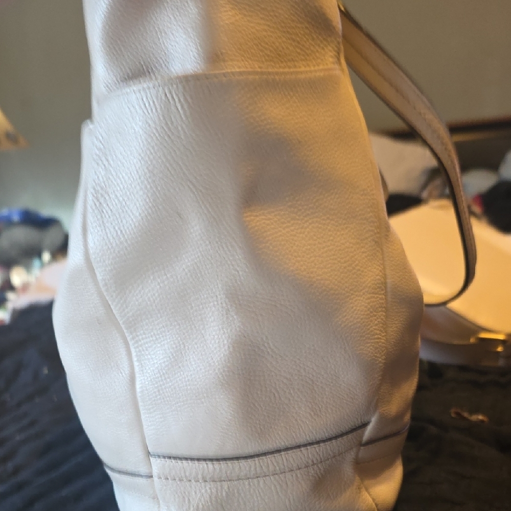 Coach Pebbled Leather Off-White Leather Tote No.E1380-F23662 - Picture 5 of 9